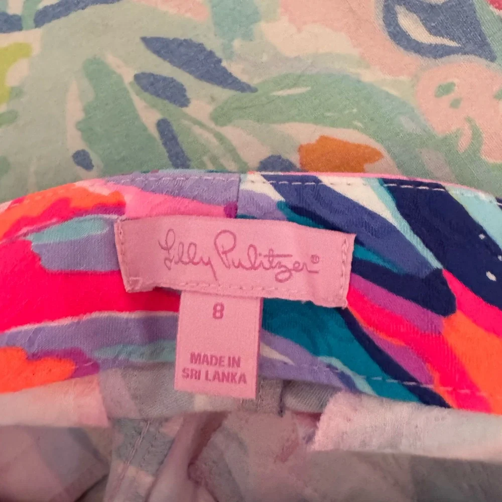 Like new- Lilly Pulitzer pants - Picture 2 of 7